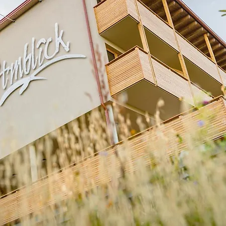 Der Almblick فندق