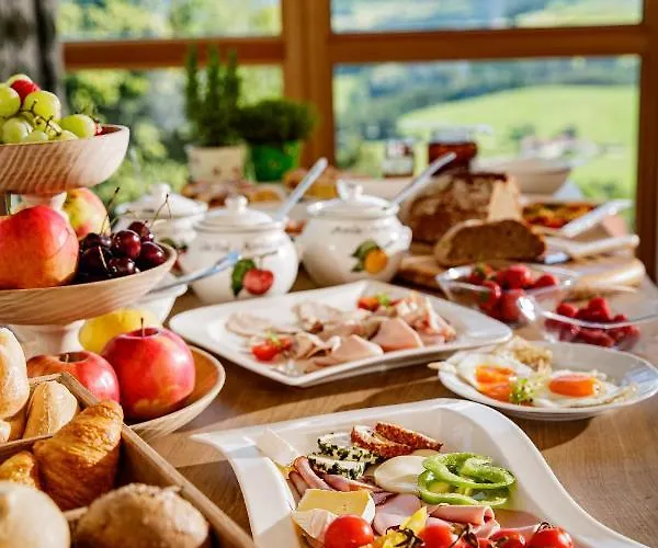 Der Almblick 酒店 Strallegg